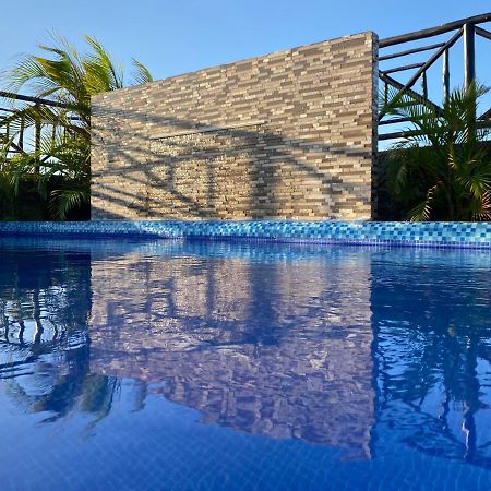 Hotel Suites La Roca Cancun Luaran gambar