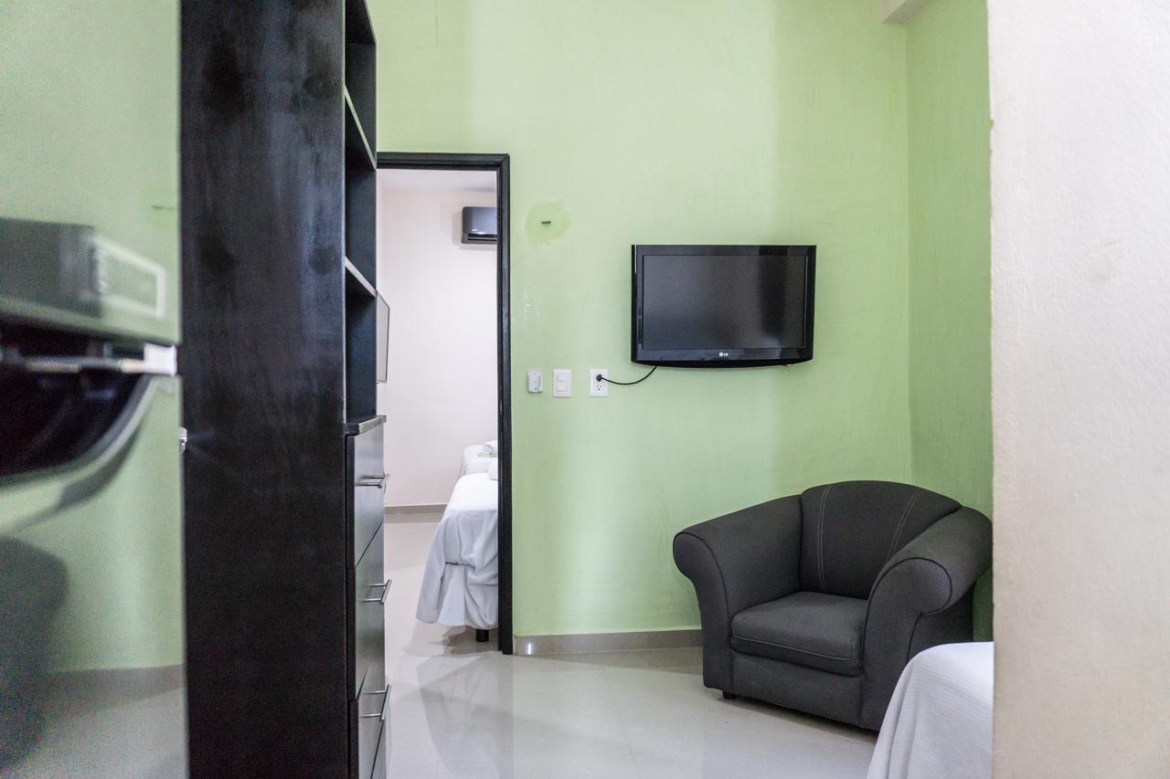 Hotel Suites La Roca Cancun Luaran gambar